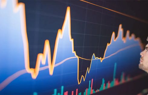 Navigating Market Volatility: Hedging Strategies with Listed Options